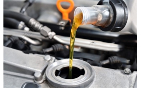 春季汽车需要特殊保养 选择适合的润滑油